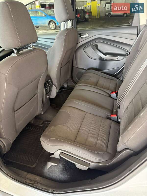 Позашляховик / Кросовер Ford Kuga 2016 в Львові фото 13 Позашляховик / Кросовер Ford Kuga 2016 в Львові