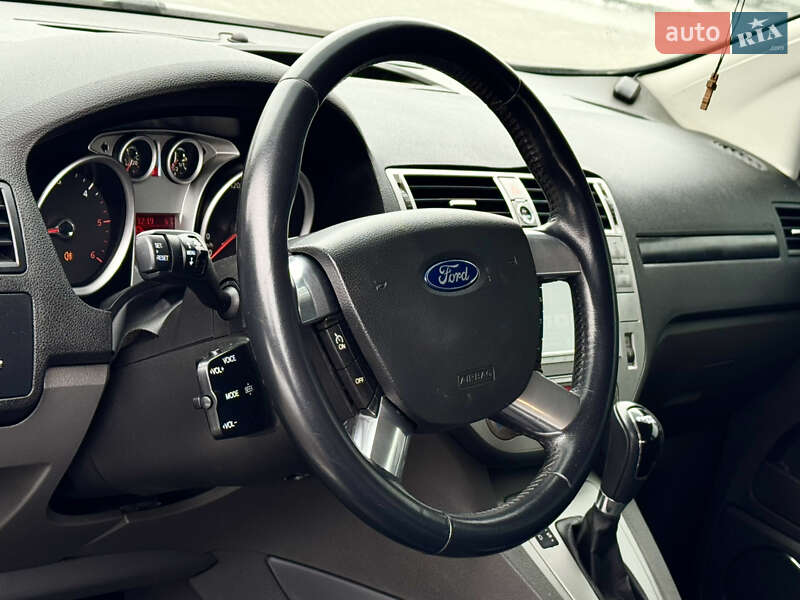 Позашляховик / Кросовер Ford Kuga 2012 в Дніпрі фото 6 Позашляховик / Кросовер Ford Kuga 2012 в Дніпрі