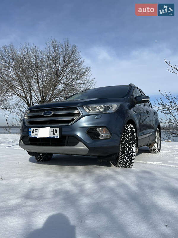 Внедорожник / Кроссовер Ford Kuga 2019 в Днепре фото 7 Внедорожник / Кроссовер Ford Kuga 2019 в Днепре