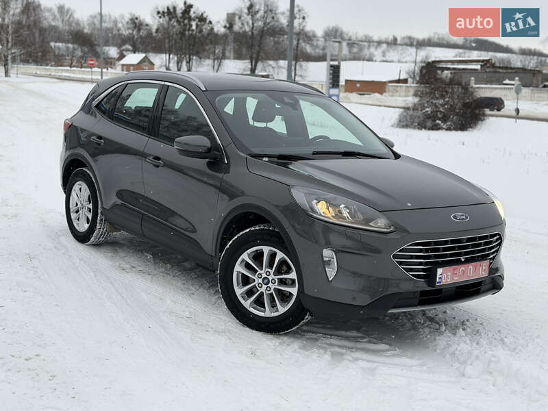 Ford Kuga 2021