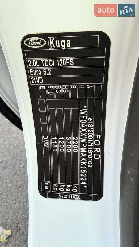 Позашляховик / Кросовер Ford Kuga 2019 в Луцьку