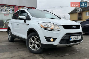 Позашляховик / Кросовер Ford Kuga 2010 в Солотвині