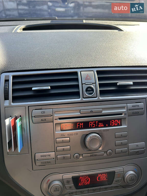 Позашляховик / Кросовер Ford Kuga 2012 в Сумах