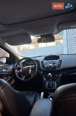 Внедорожник / Кроссовер Ford Kuga 2014 в Виннице
