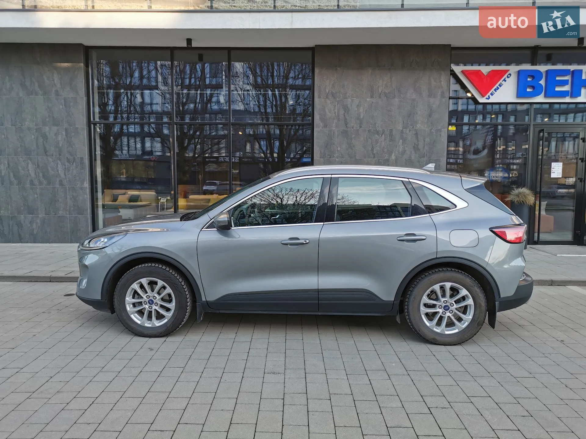 2020 Ford Kuga - мініатюра 2