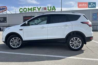 Внедорожник / Кроссовер Ford Kuga 2019 в Запорожье