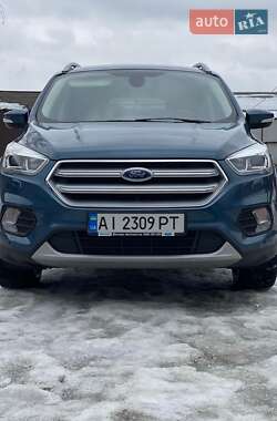 Позашляховик / Кросовер Ford Kuga 2019 в Обухові