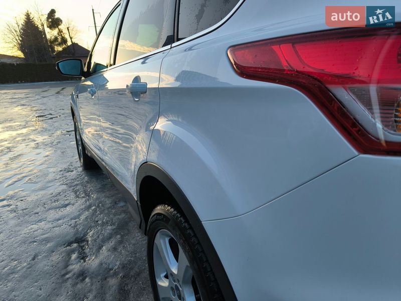 Позашляховик / Кросовер Ford Kuga 2016 в Вінниці