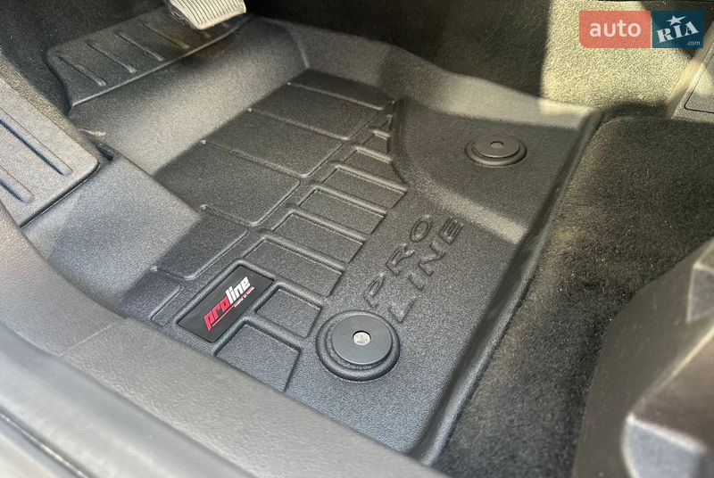 Внедорожник / Кроссовер Ford Kuga 2015 в Львове