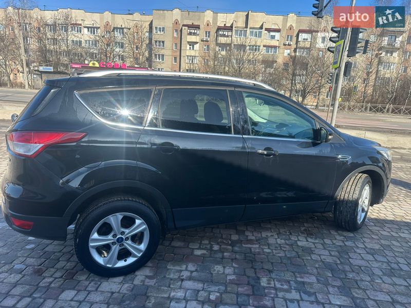 Внедорожник / Кроссовер Ford Kuga 2014 в Тернополе