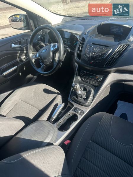 Внедорожник / Кроссовер Ford Kuga 2014 в Тернополе