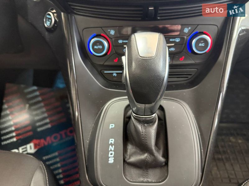 Внедорожник / Кроссовер Ford Kuga 2019 в Киеве