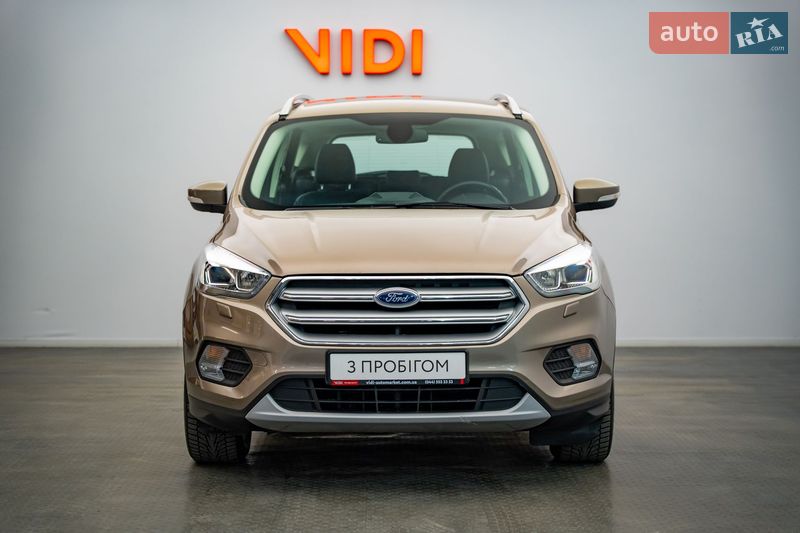 Позашляховик / Кросовер Ford Kuga 2019 в Києві