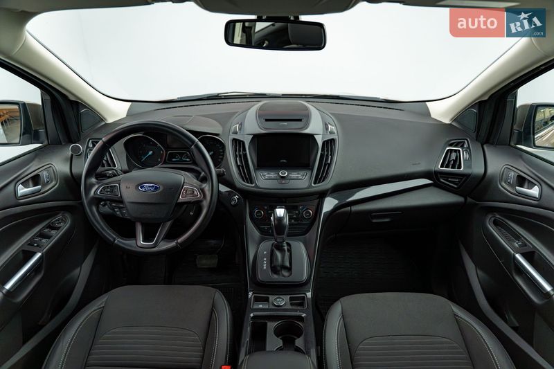 Позашляховик / Кросовер Ford Kuga 2019 в Києві