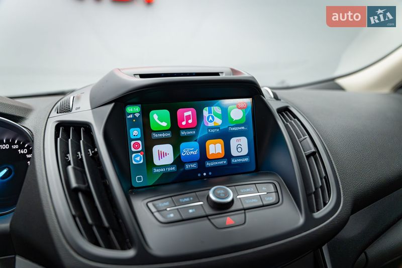 Позашляховик / Кросовер Ford Kuga 2019 в Києві