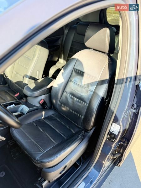 Внедорожник / Кроссовер Ford Kuga 2011 в Киеве