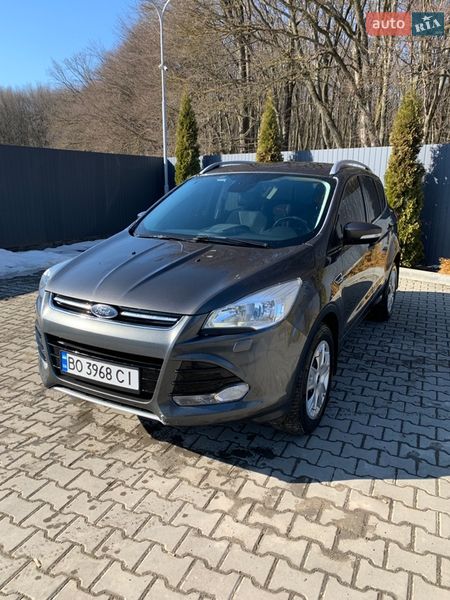 Позашляховик / Кросовер Ford Kuga 2015 в Тернополі