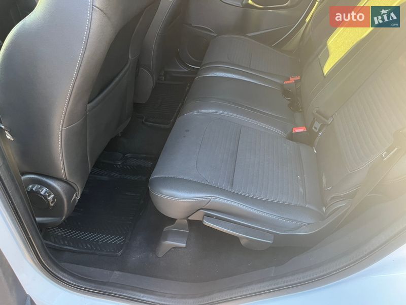 Внедорожник / Кроссовер Ford Kuga 2019 в Виннице