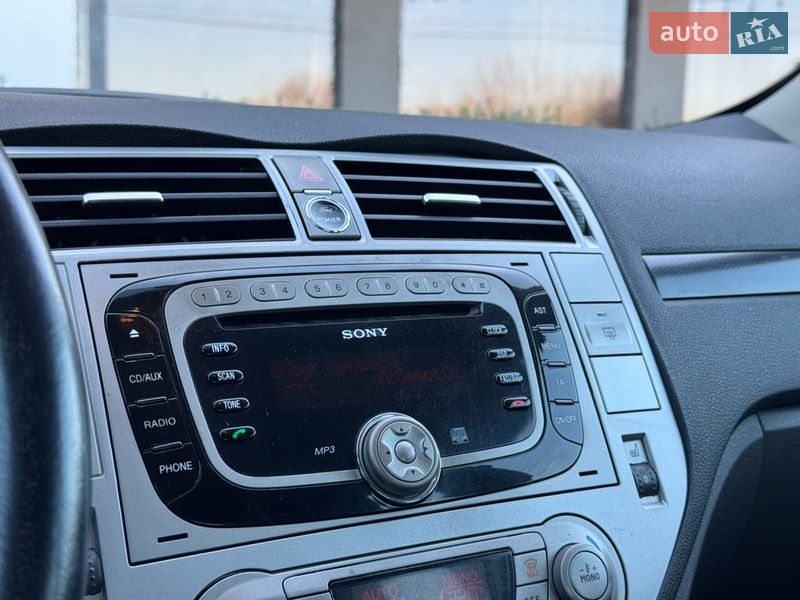 Позашляховик / Кросовер Ford Kuga 2010 в Стрию