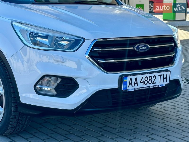 Позашляховик / Кросовер Ford Kuga 2018 в Житомирі