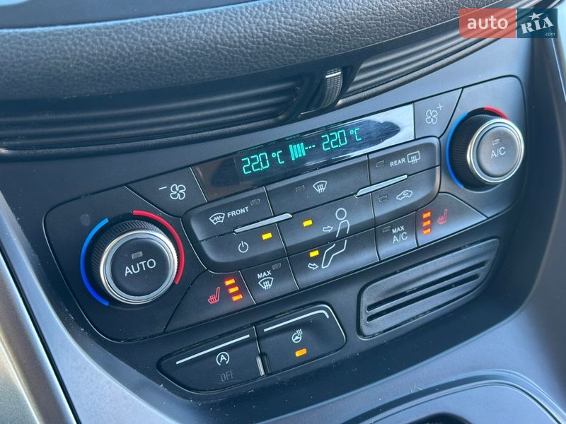 Позашляховик / Кросовер Ford Kuga 2018 в Житомирі