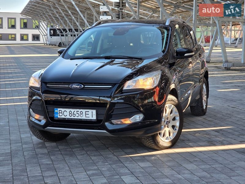 Внедорожник / Кроссовер Ford Kuga 2015 в Львове