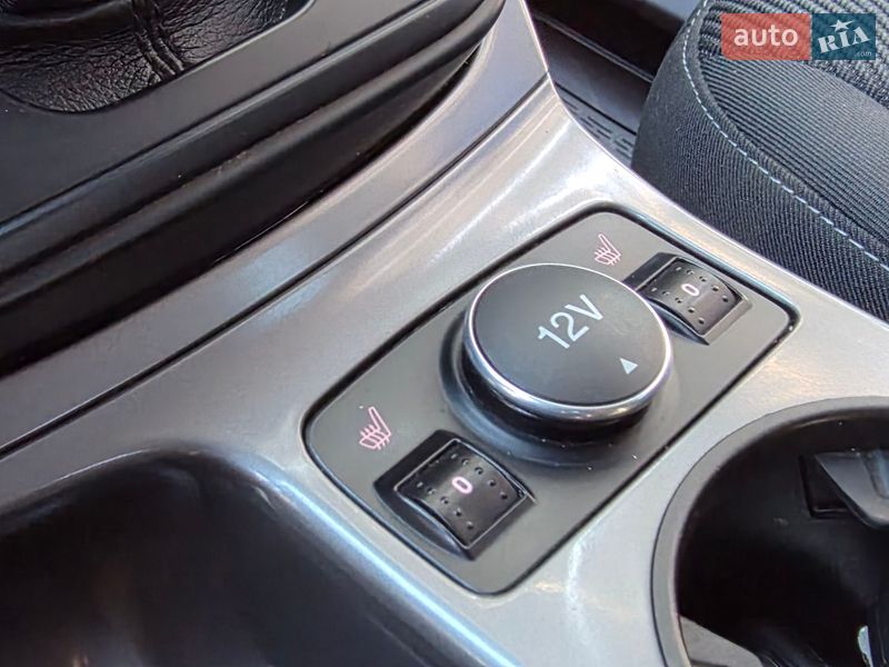 Внедорожник / Кроссовер Ford Kuga 2015 в Львове