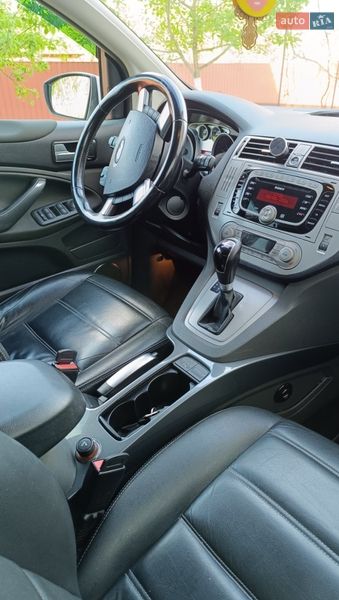 Позашляховик / Кросовер Ford Kuga 2011 в Рожнятові