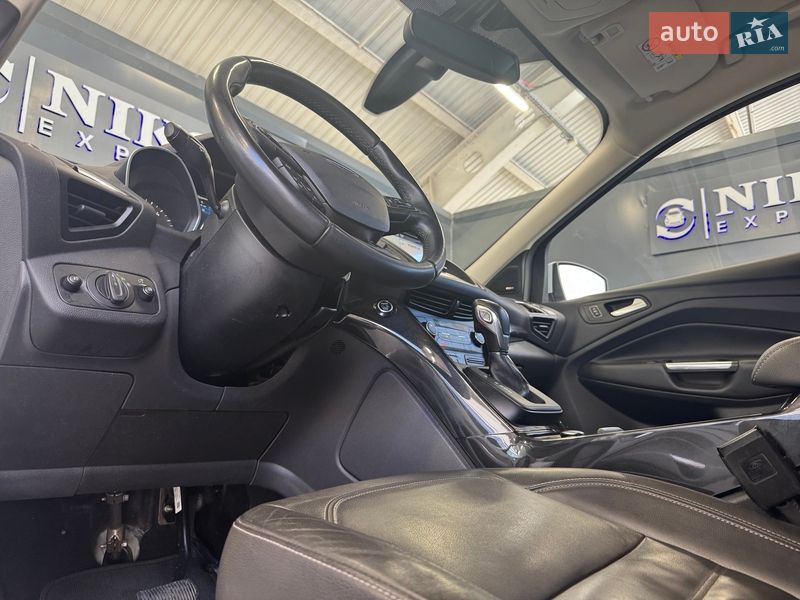 Внедорожник / Кроссовер Ford Kuga 2019 в Киеве