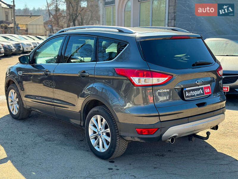 Внедорожник / Кроссовер Ford Kuga 2015 в Виннице