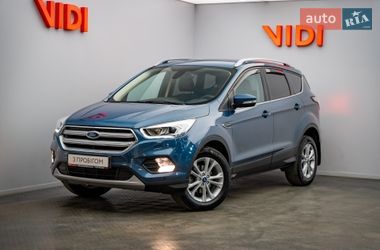 Внедорожник / Кроссовер Ford Kuga 2019 в Киеве