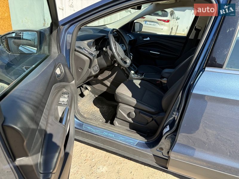 Внедорожник / Кроссовер Ford Kuga 2019 в Боярке
