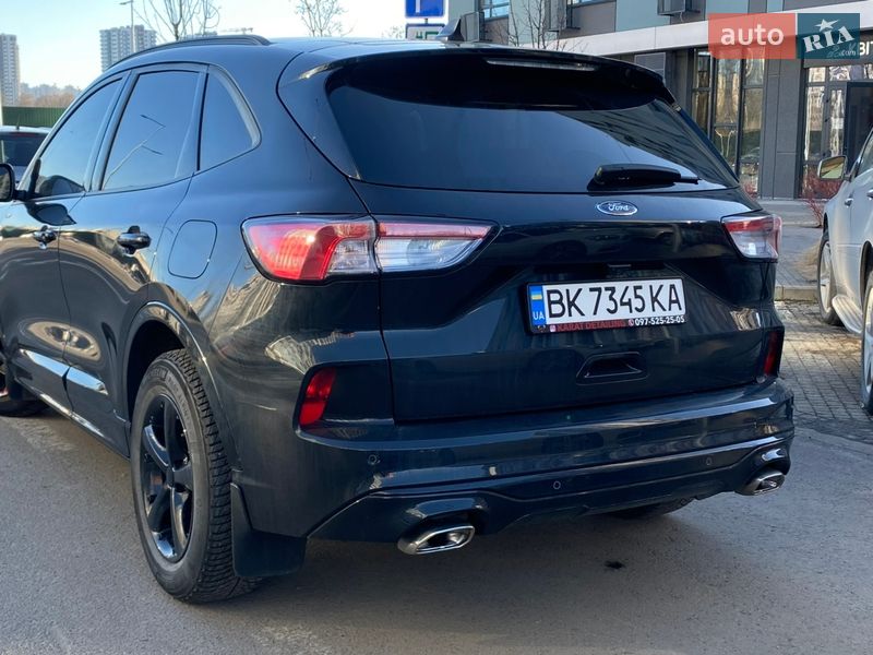 Внедорожник / Кроссовер Ford Kuga 2023 в Киеве