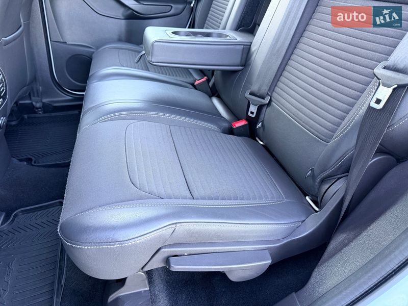 Позашляховик / Кросовер Ford Kuga 2019 в Києві