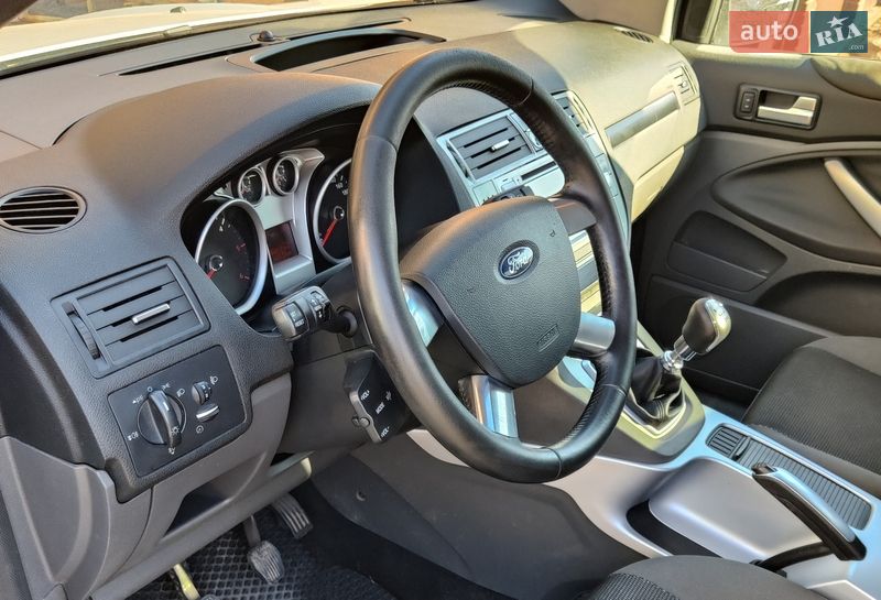 Позашляховик / Кросовер Ford Kuga 2012 в Одесі