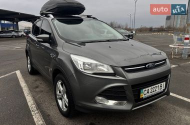 Позашляховик / Кросовер Ford Kuga 2013 в Києві