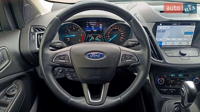 Внедорожник / Кроссовер Ford Kuga 2019 в Киеве