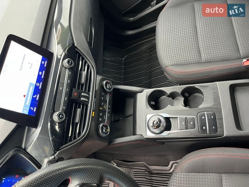 Внедорожник / Кроссовер Ford Kuga 2021 в Виннице