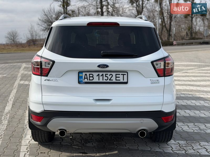 Внедорожник / Кроссовер Ford Kuga 2016 в Тульчине