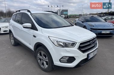 Внедорожник / Кроссовер Ford Kuga 2017 в Львове