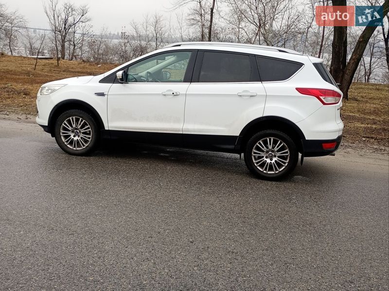 Позашляховик / Кросовер Ford Kuga 2014 в Дніпрі