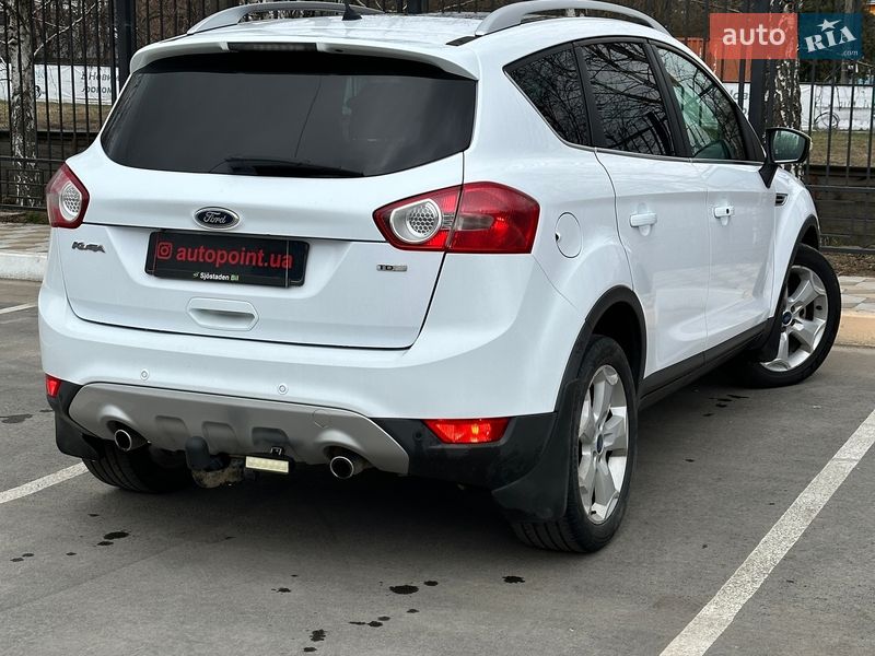 Позашляховик / Кросовер Ford Kuga 2011 в Білогородці