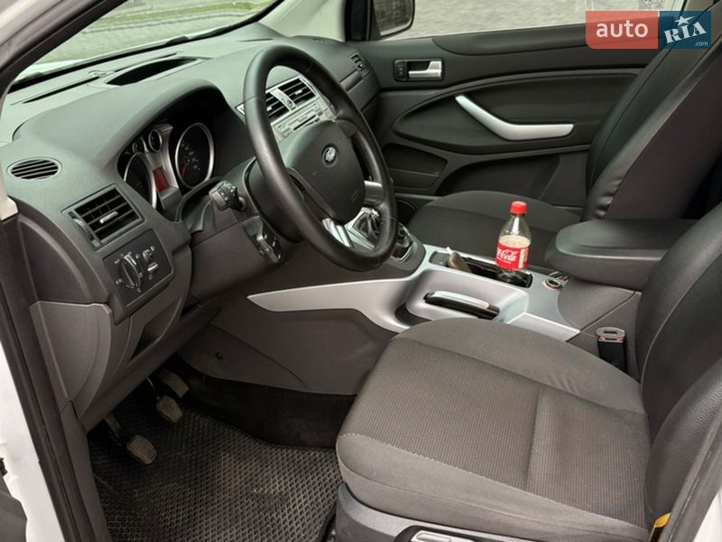 Внедорожник / Кроссовер Ford Kuga 2009 в Днепре