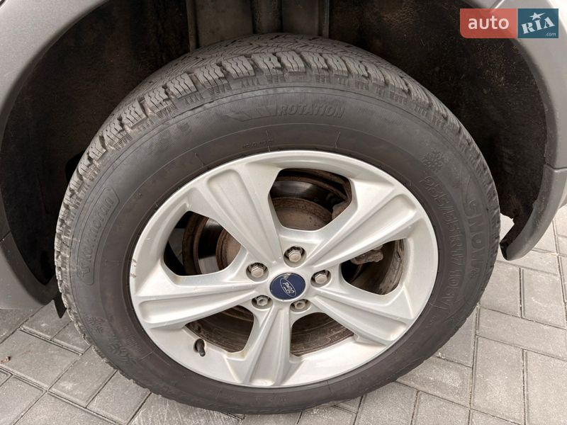 Внедорожник / Кроссовер Ford Kuga 2009 в Днепре