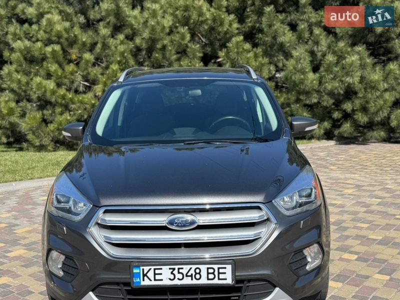 Позашляховик / Кросовер Ford Kuga 2017 в Дніпрі фото 7 Позашляховик / Кросовер Ford Kuga 2017 в Дніпрі