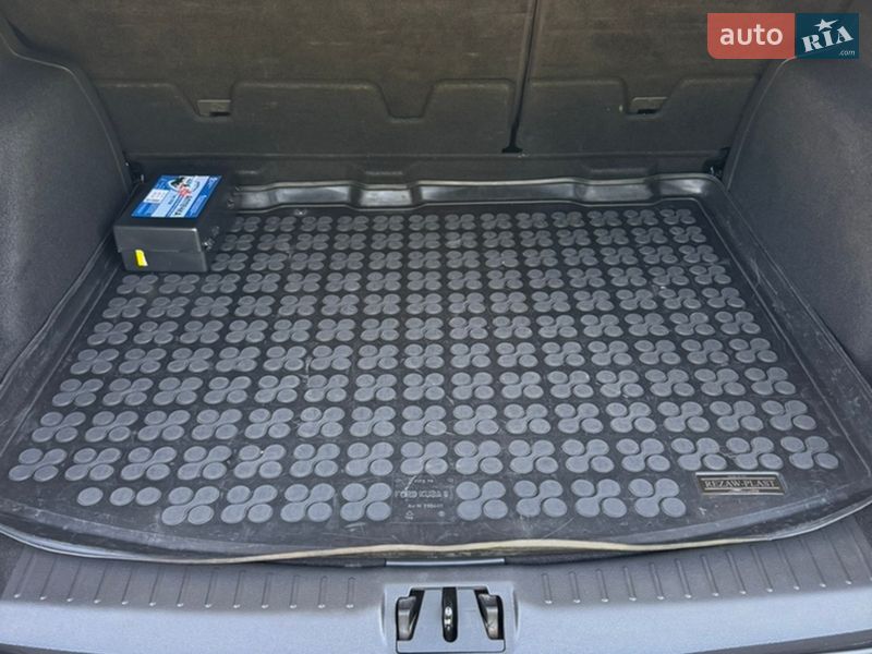 Позашляховик / Кросовер Ford Kuga 2017 в Дніпрі фото 18 Позашляховик / Кросовер Ford Kuga 2017 в Дніпрі