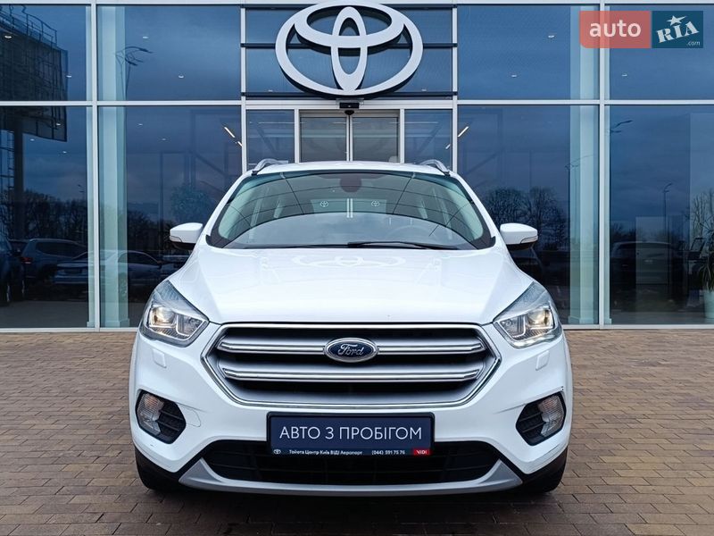 Позашляховик / Кросовер Ford Kuga 2019 в Києві