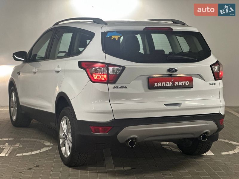 Позашляховик / Кросовер Ford Kuga 2019 в Києві