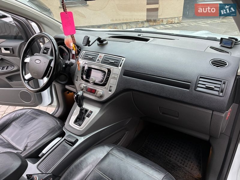 Внедорожник / Кроссовер Ford Kuga 2010 в Тячеве