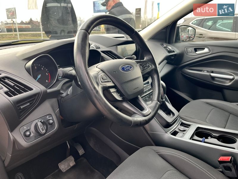 Внедорожник / Кроссовер Ford Kuga 2017 в Львове фото 16 Внедорожник / Кроссовер Ford Kuga 2017 в Львове